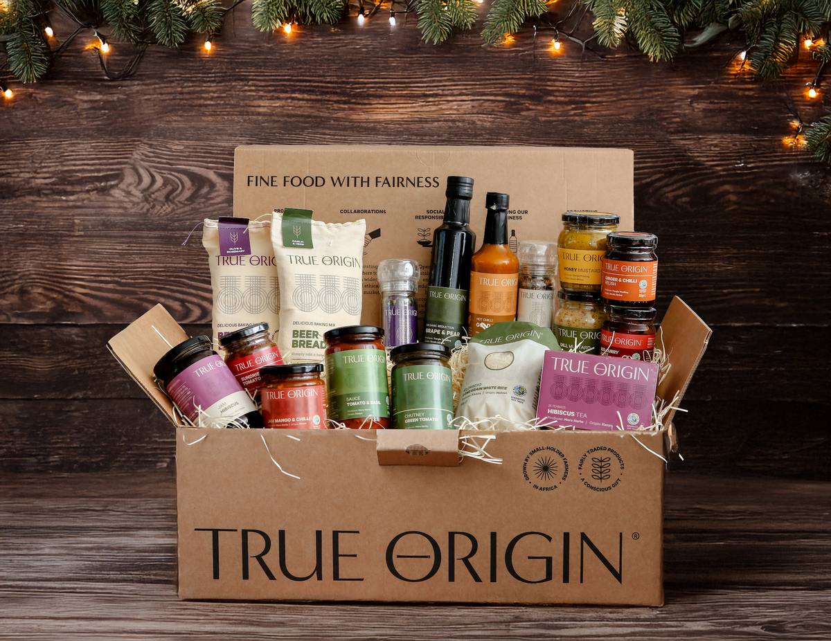 The Ultimate Guide to Corporate Christmas Hampers for Employees and Clients